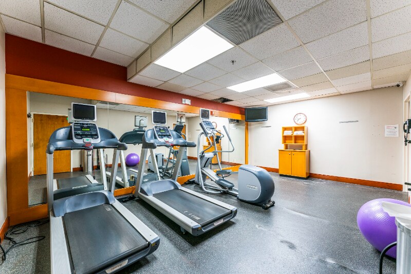 Building Photo - 9880 N Scottsdale Rd