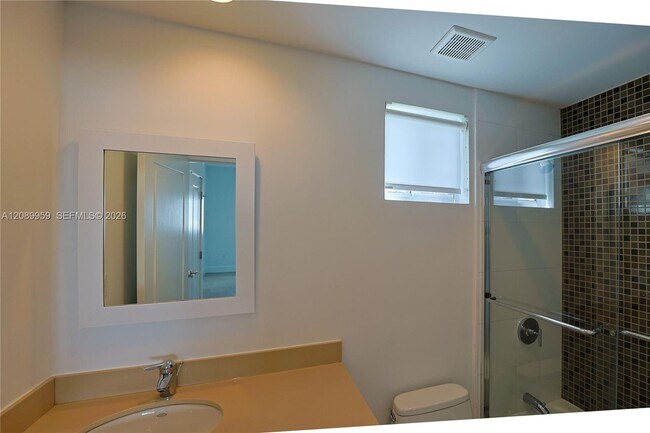 Building Photo - 7520 SW 59th Pl