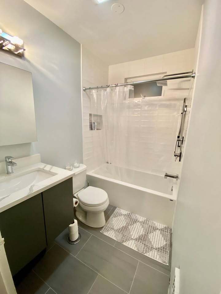 Building Photo - 8 Tarleton Rd