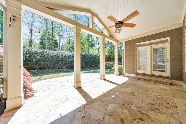 Building Photo - 11180 W Rd