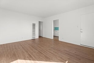 Building Photo - 2638 4th St