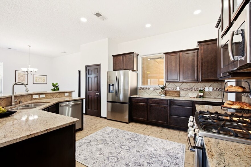 Building Photo - 6102 Pecos Trail Dr