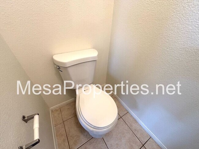 Building Photo - 15261 San Jose Dr