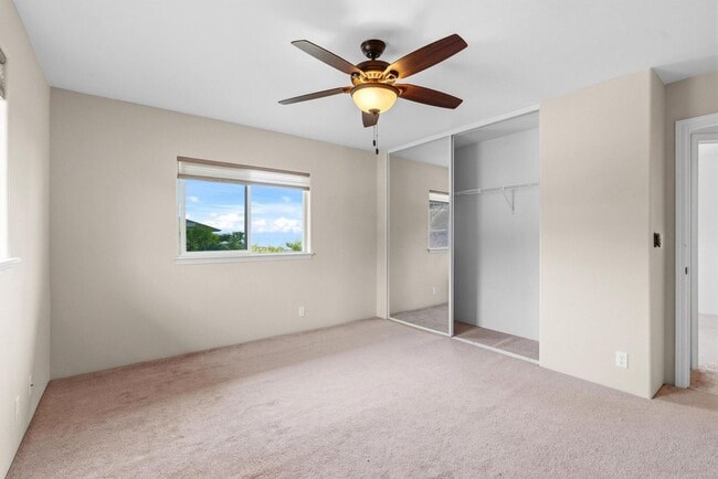 Building Photo - 4 bedroom, 2.5 bath with sweeping coastline views!