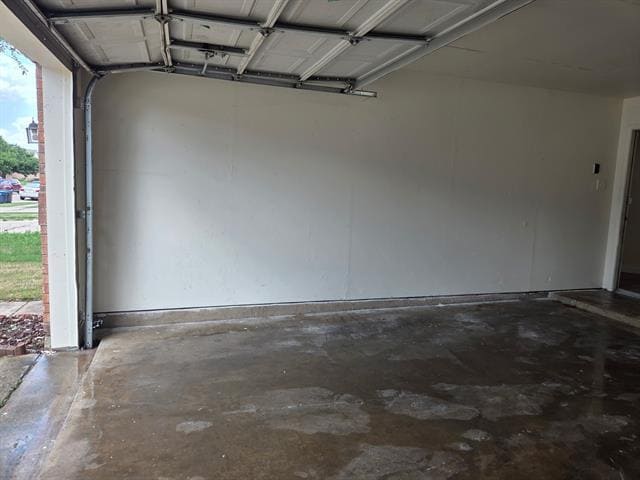 Building Photo - 4925 Waterford Dr