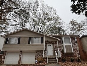 Building Photo - 2607 Elkhart Dr