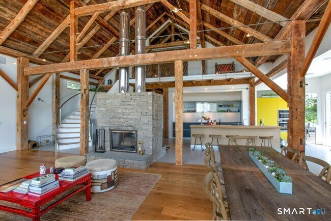 Building Photo - 187 Old Mt Tom Rd