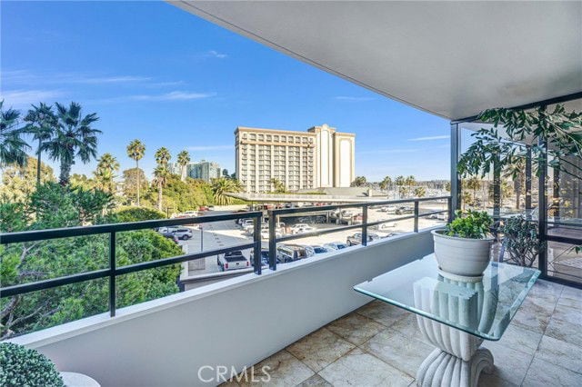 Building Photo - 4337 Marina City Dr