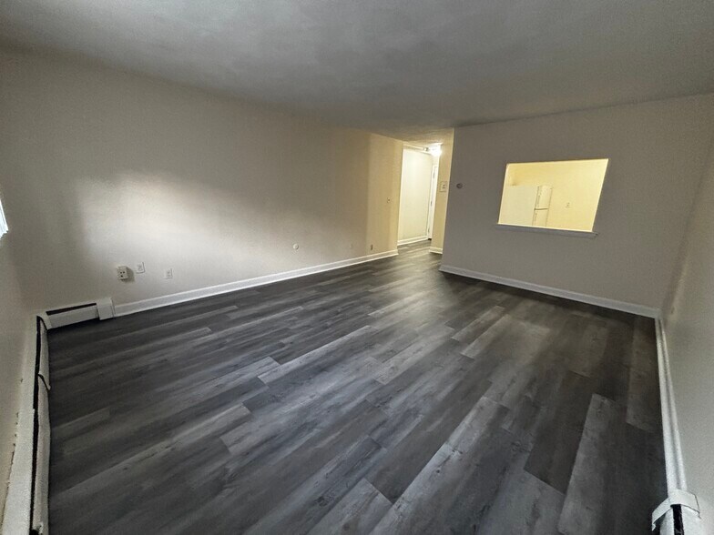 Building Photo - 71 Gardner St