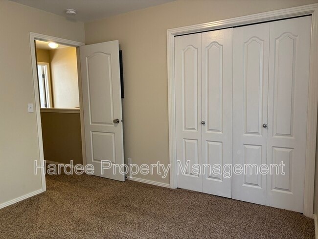 Building Photo - 4419 Freemont St
