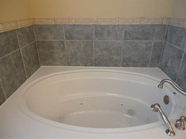 Building Photo - 11107 Lori Falls Ct