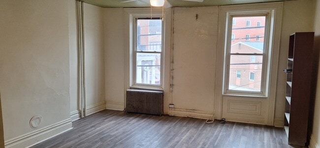 Building Photo - 509 S Main St