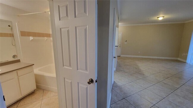 Building Photo - 5513 Pga Blvd