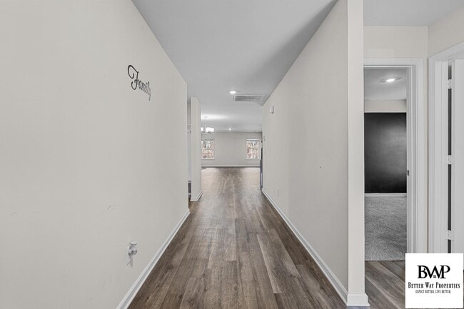 Building Photo - 737 Wimbee Ct