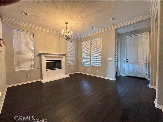 Building Photo - 3715 Club Rancho Dr