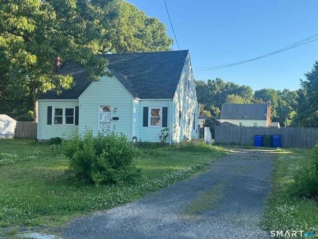 Building Photo - 482 Ash Dr