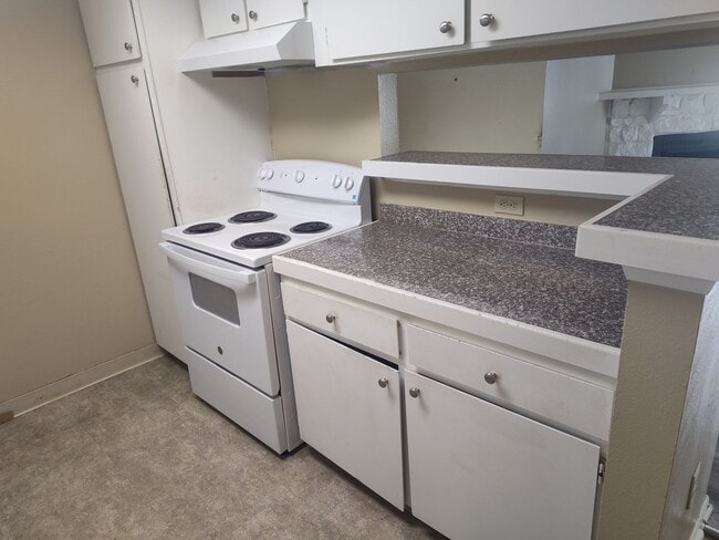 Building Photo - Gorgeous 2 bed Aurora condo for rent