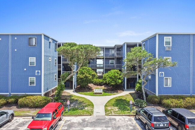 Primary Photo - Furnished avail @ Topsail Reef Condos - OC...