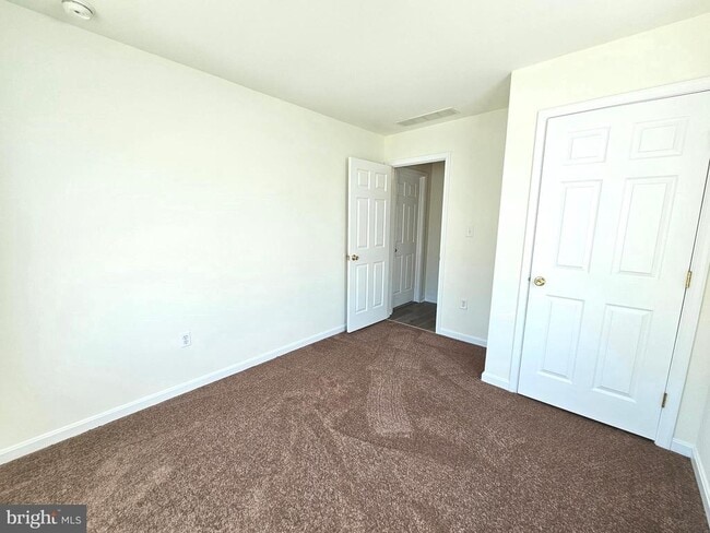 Building Photo - 98 Bay Hill Ln