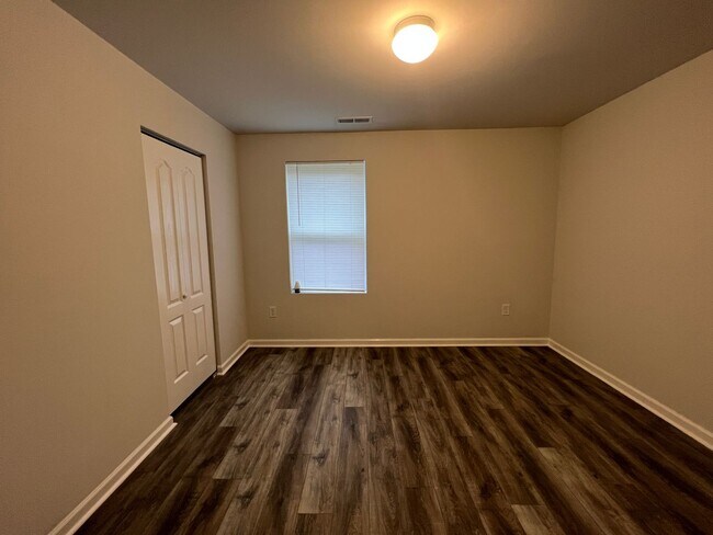 Building Photo - Beautiful 4 Bed, 2.5 Bath Home in Lillington