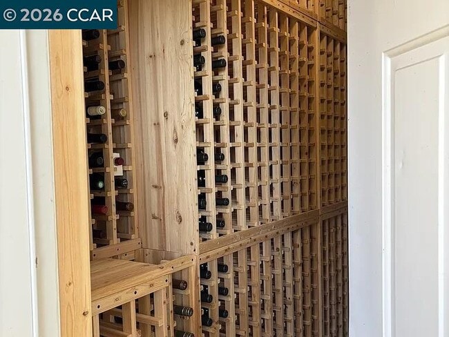 Building Photo - 39 Orinda View Rd