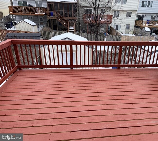 Building Photo - 9252 Pirates Cove