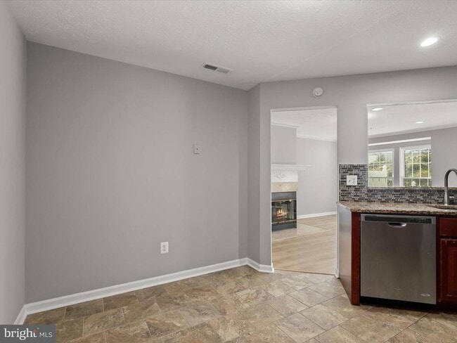 Building Photo - 4244 Maple Path Cir