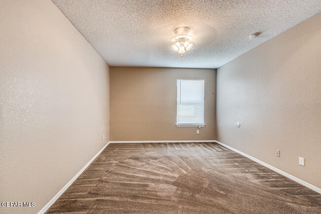 Building Photo - 14236 Gil Reyes Dr