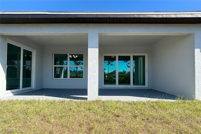 Building Photo - 3716 NE 15th Ave