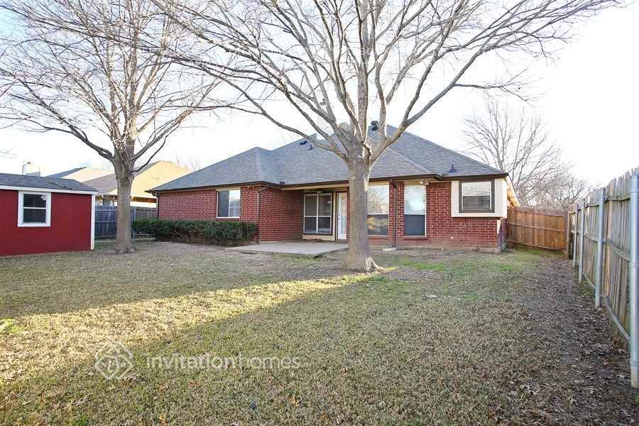 Building Photo - 1427 New Haven Dr