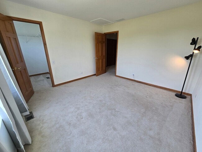 Building Photo - 3190 Teal Bay Ct