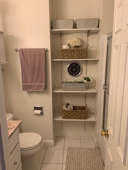 Bathroom - 1916 17th St NW