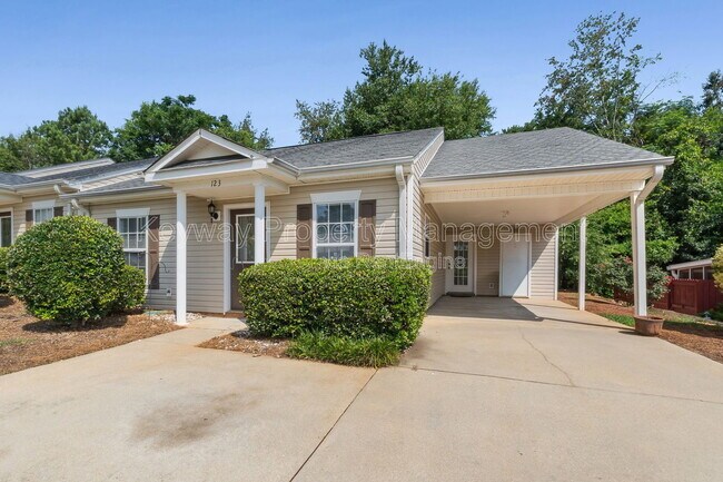 Building Photo - 123 Portofino Ln SW