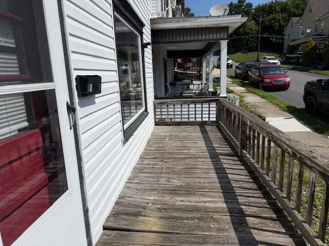 Building Photo - 310 Spruce Ave
