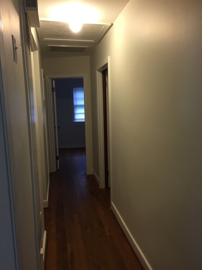 Building Photo - 4008 Wilmont Dr