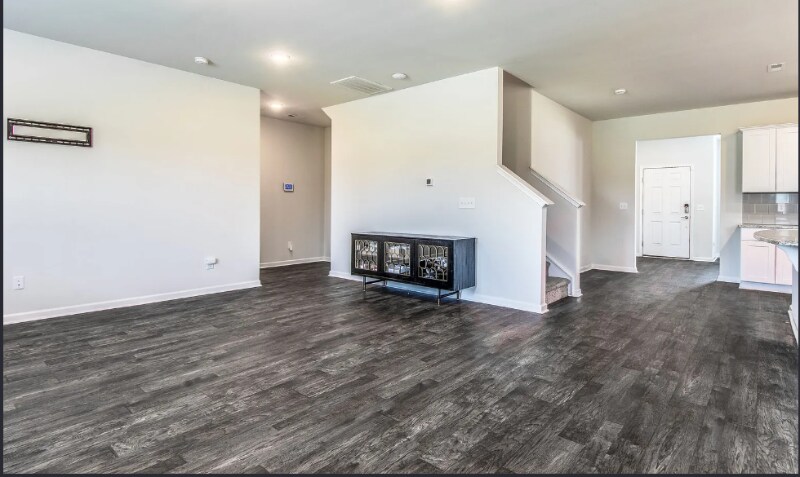 Building Photo - 1621 Standing Stone Dr