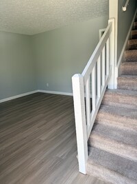 Building Photo - 33 Fonda Dr