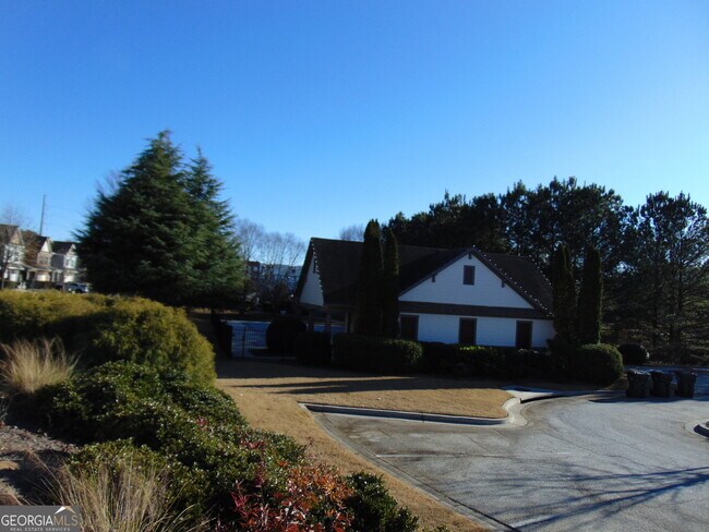 Building Photo - 1320 Napa Valley Dr SW