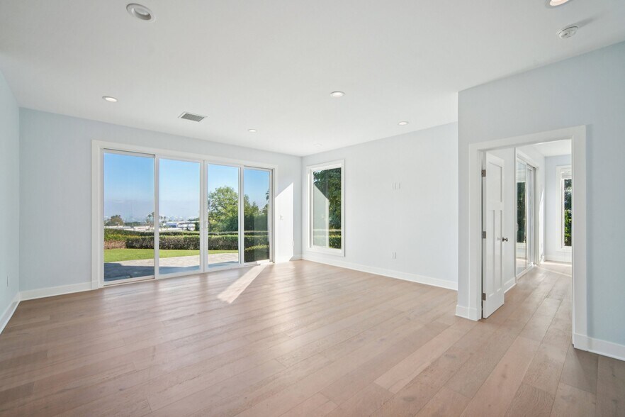 Building Photo - 1854 Homeworth Dr