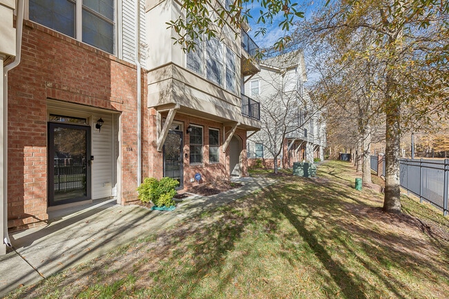 Building Photo - 116 Zenith Loop