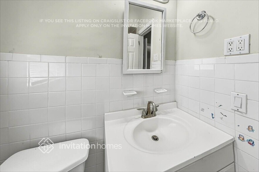Building Photo - 1707 Katherine Ct