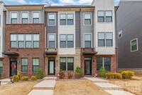 Building Photo - 924 Broad River Ln