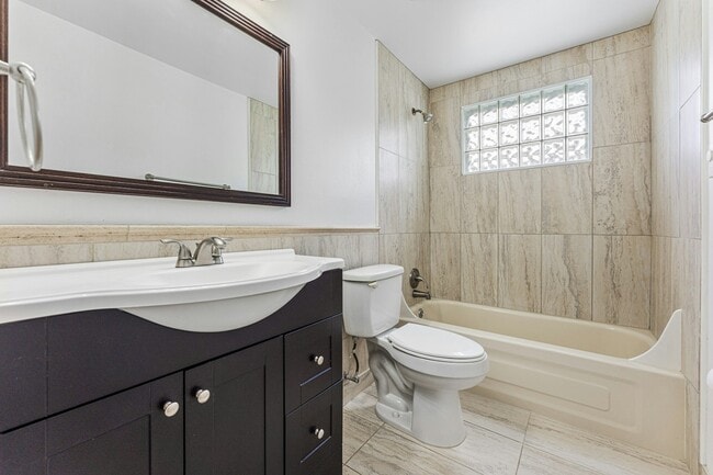 Building Photo - 152-154 Judson St., Unit 154