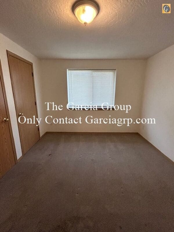 Building Photo - 92 E Burnside St