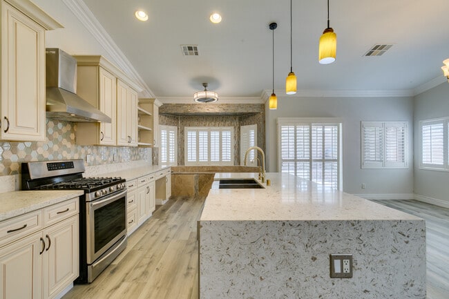 Building Photo - 4105 Demoline Cir