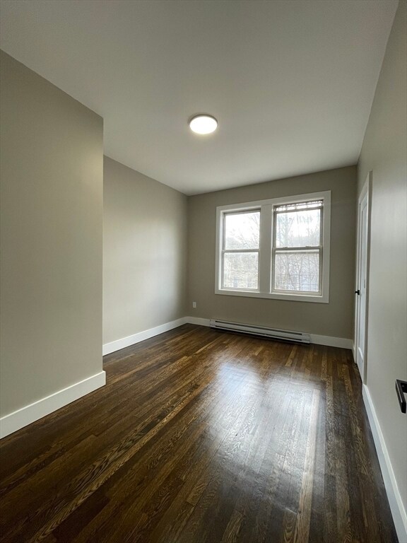 Building Photo - 38 Hutchings St
