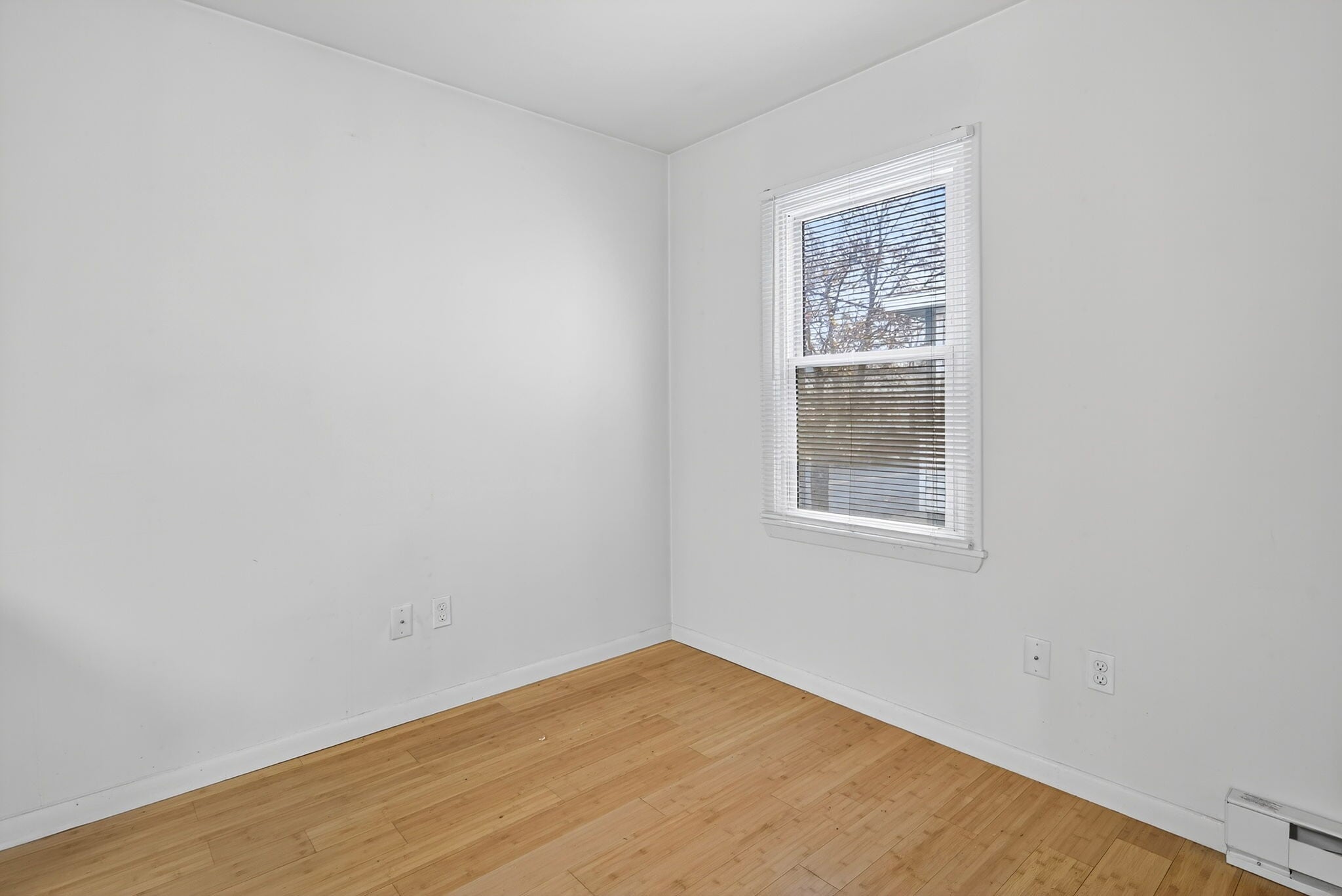 Building Photo - 321 N Fulton St