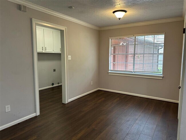 Building Photo - 11610 Cypresswood Dr