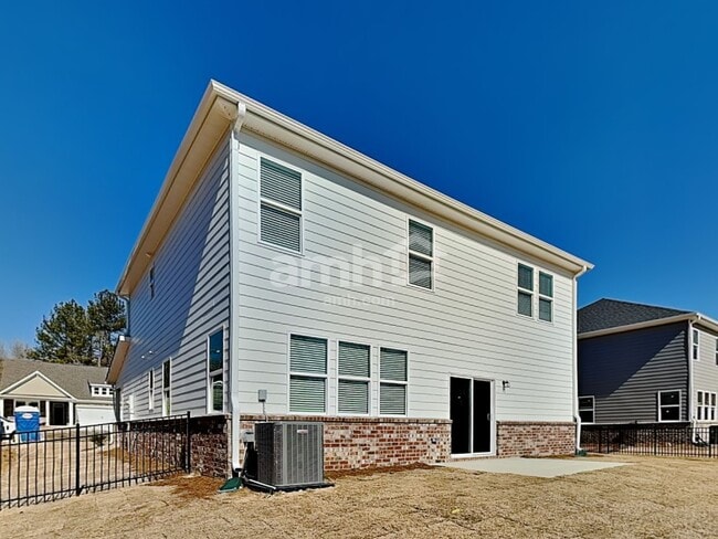 Building Photo - 5243 Blue Mountain Dr