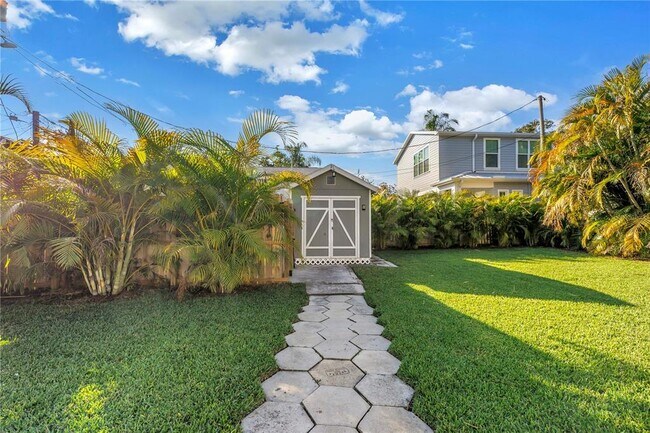 Building Photo - 2320 5th St N